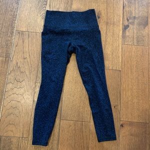 Athleta Salutation Stash Pocket 7/8 Size S